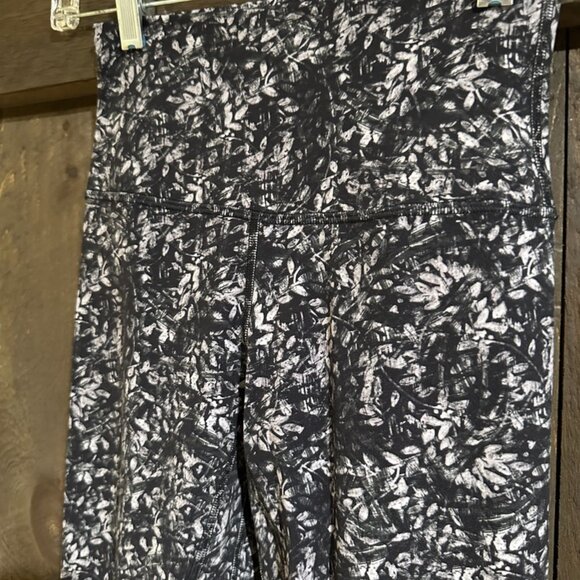 Lululemon Align 25" Legging - Picture 2 of 3